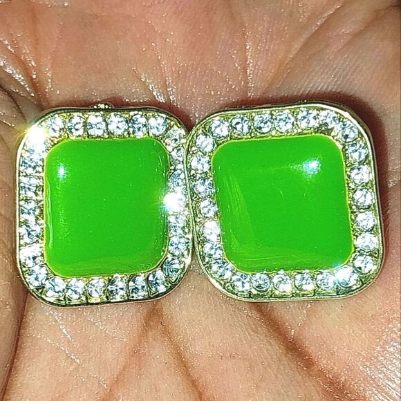 Elegant vintage stud earrings - Picture 1 of 7